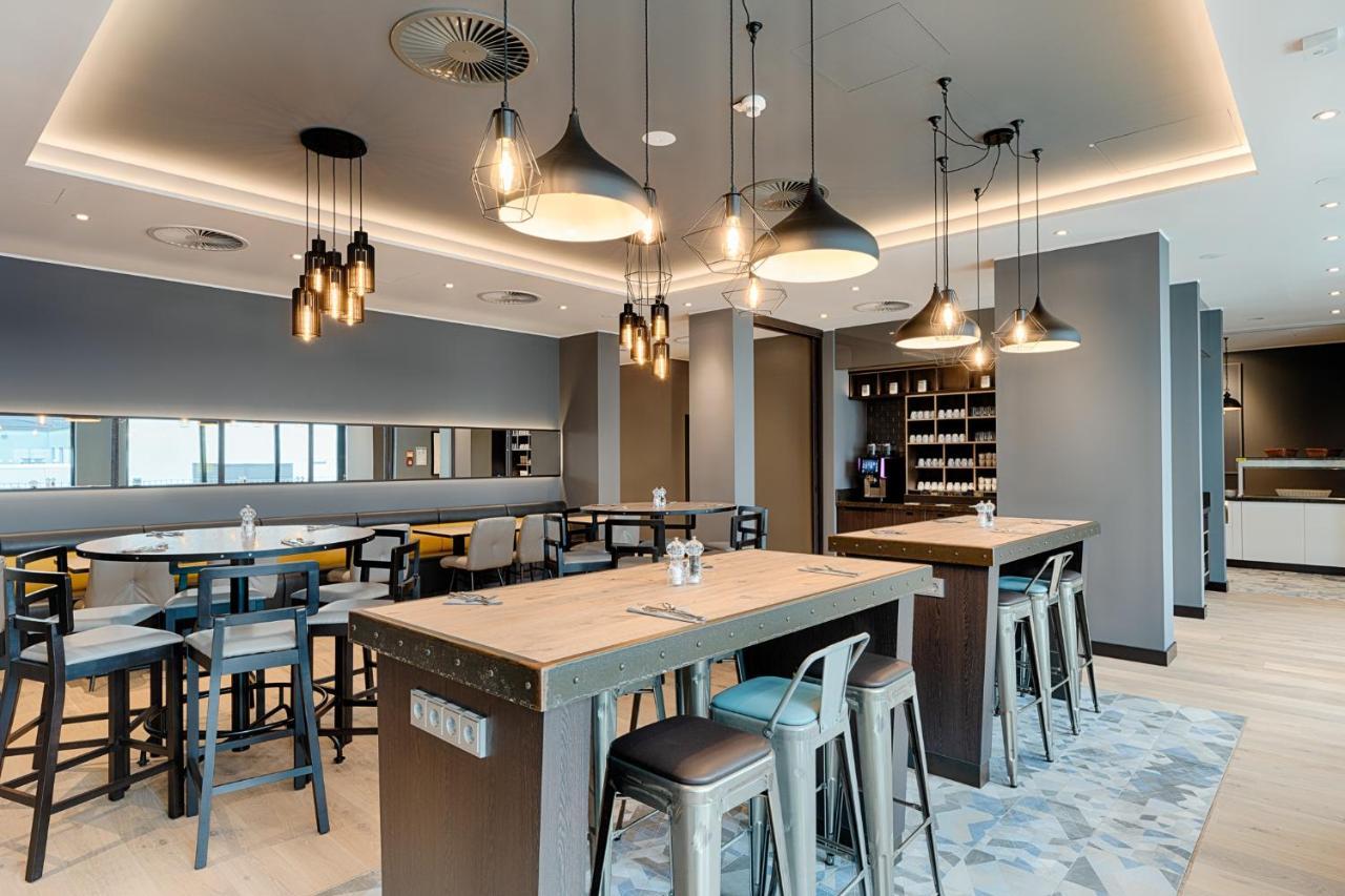 Premier Inn Hamburg City Klostertor Kültér fotó